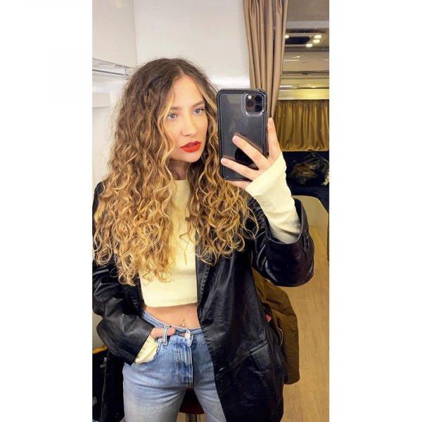 Son zamanların parlayan sesi Irmak Arıcı'nın kareleri