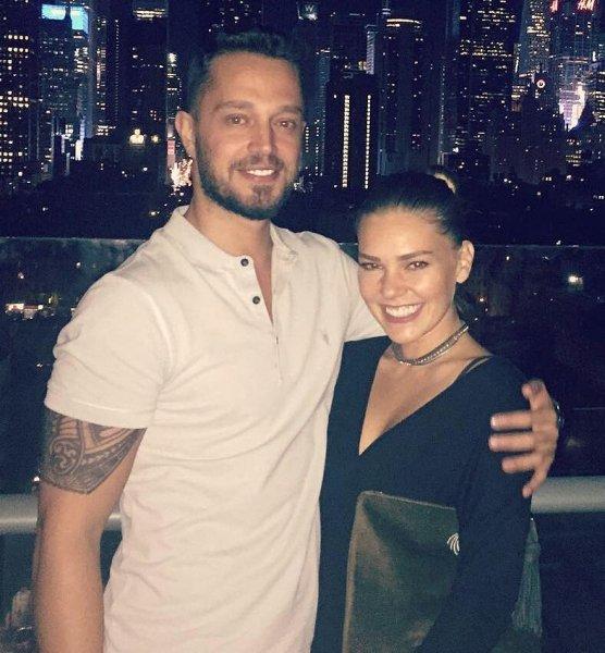 Ayrılıklarıyla gündeme damga vuran ünlü çiftler 