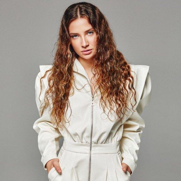 Son zamanların parlayan sesi Irmak Arıcı'nın kareleri