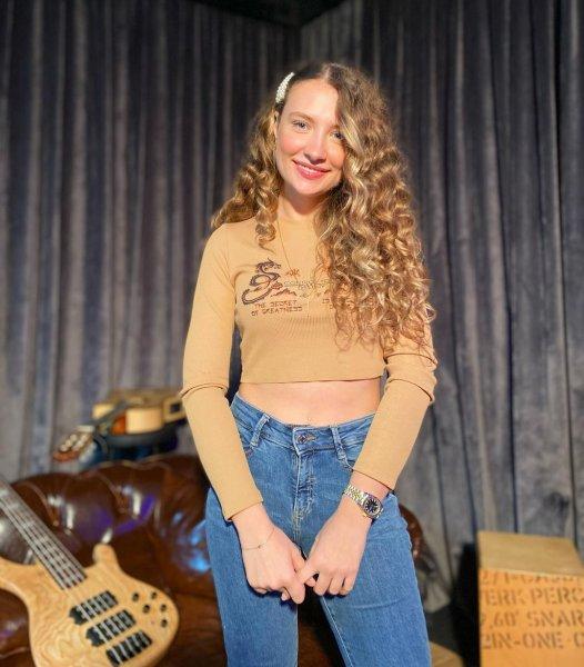 Son zamanların parlayan sesi Irmak Arıcı'nın kareleri