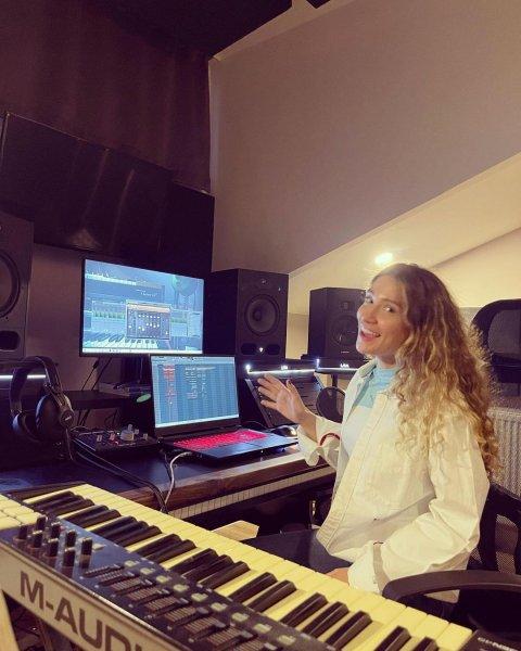 Son zamanların parlayan sesi Irmak Arıcı'nın kareleri