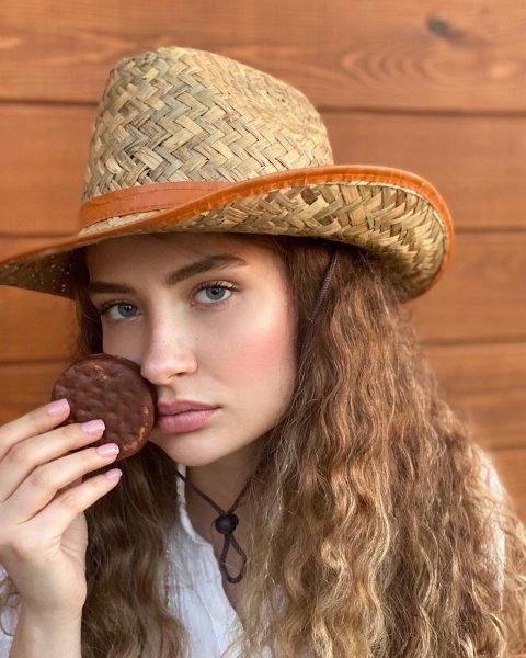 Son zamanların parlayan sesi Irmak Arıcı'nın kareleri