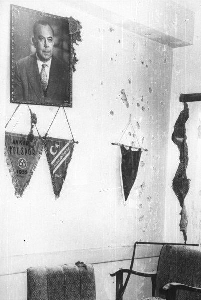 Kıbrıs'ta Rum zulmünün 58'inci yılında fotoğraf arşivi ortaya çıktı