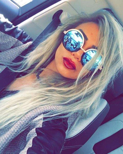 Oryantal Didem'den iddialı pozlar