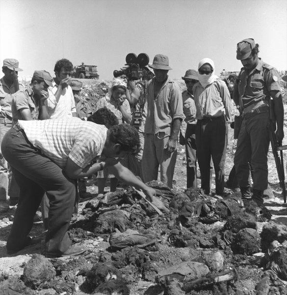 Kıbrıs'ta Rum zulmünün 58'inci yılında fotoğraf arşivi ortaya çıktı