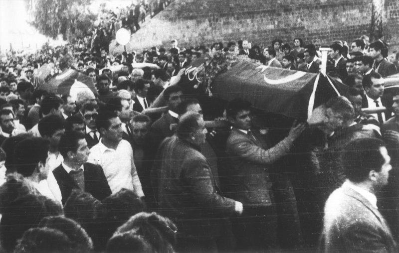 Kıbrıs'ta Rum zulmünün 58'inci yılında fotoğraf arşivi ortaya çıktı