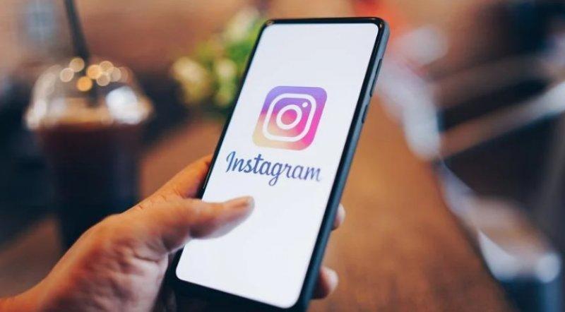 Futbolcuların zengin eşleri