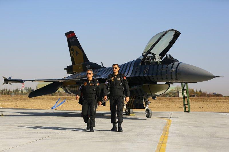 SOLOTÜRK, uçuşlarına böyle hazırlanıyor