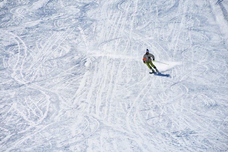Hakkari'de kayak sezonu başladı