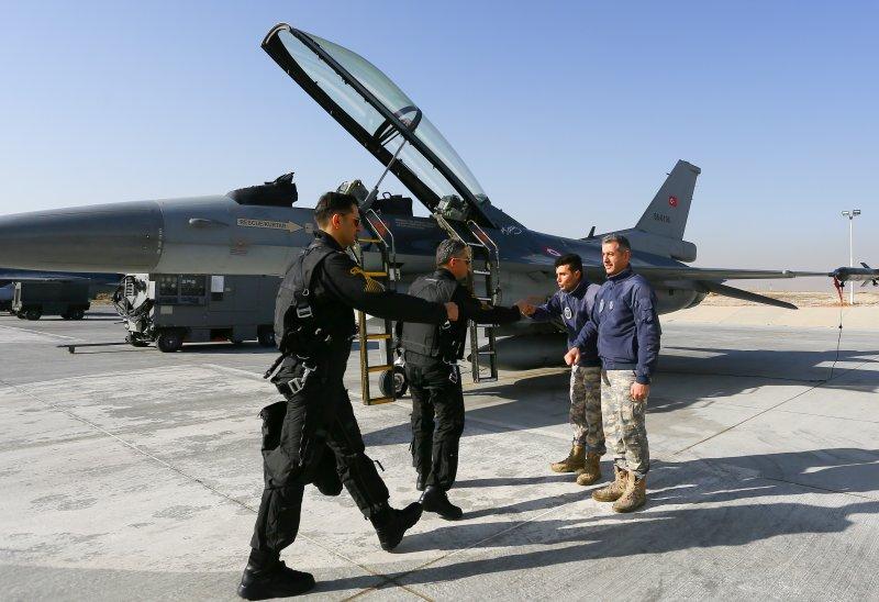 SOLOTÜRK, uçuşlarına böyle hazırlanıyor