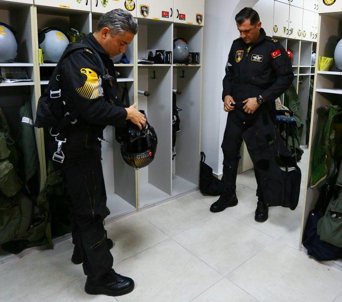 SOLOTÜRK, uçuşlarına böyle hazırlanıyor