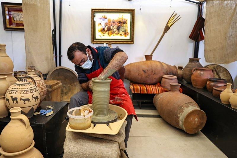 Van'da Ahilik sergisinde geçmişe yolculuk