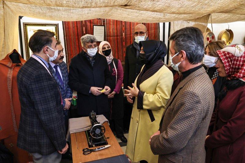 Van'da Ahilik sergisinde geçmişe yolculuk