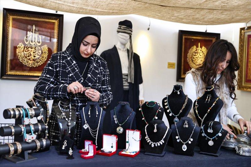 Van'da Ahilik sergisinde geçmişe yolculuk