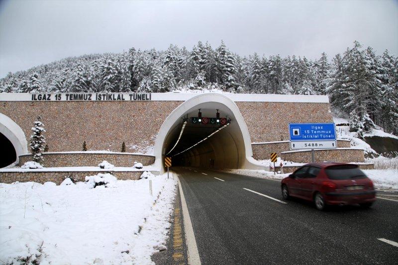 Ekonomiye katkı sağlayan Ilgaz Tüneli'nden kareler