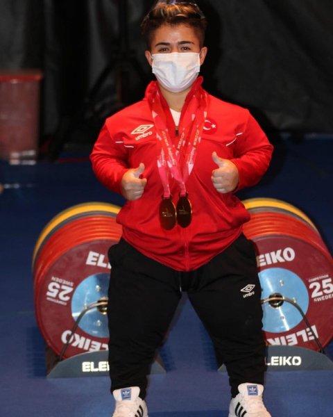 2021 yılında spordan bilime çok konuşulan Türk kadınları