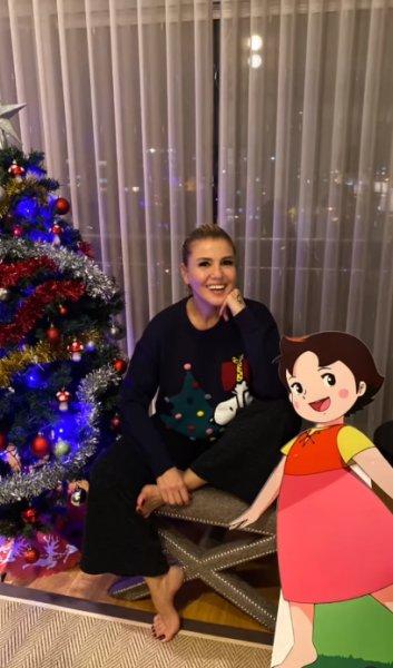 Ünlülerin yılbaşı paylaşımları