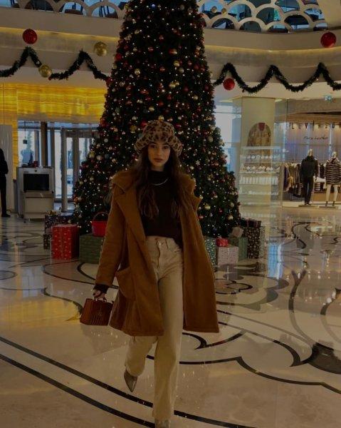 Ünlülerin yılbaşı paylaşımları