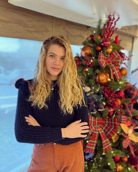 Ünlülerin yılbaşı paylaşımları