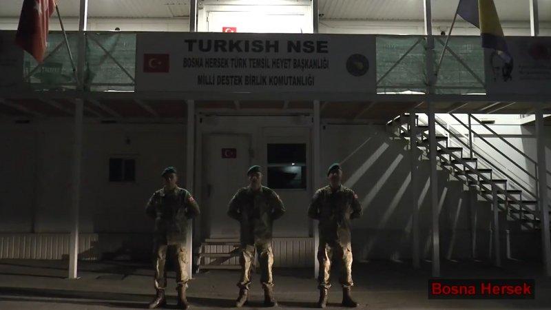 Mehmetçik'ten 2022 mesajı: Mutlu yıllar Türkiyem