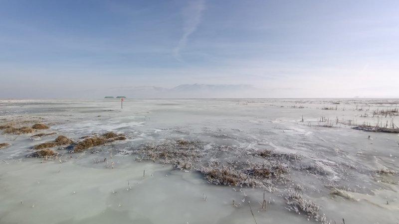 Erzurum'da nehirler buz kesti