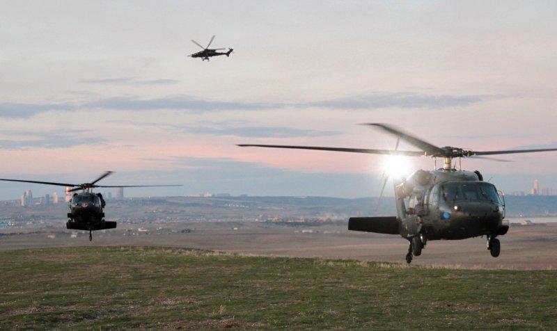 Türk havacılığına kazandırılan pilotların eğitimleri