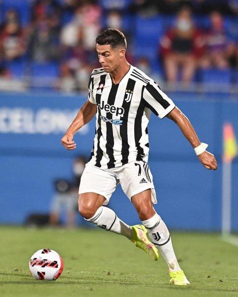 2021 yılında Avrupa'ya damga vuran 10 forvet