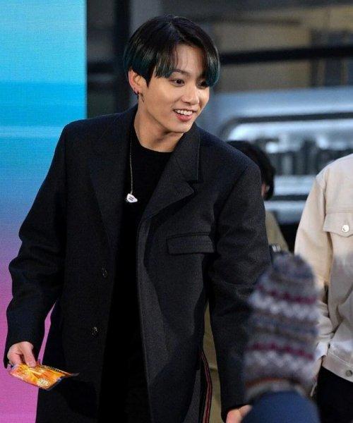 Sosyal medyada K-pop yıldızları