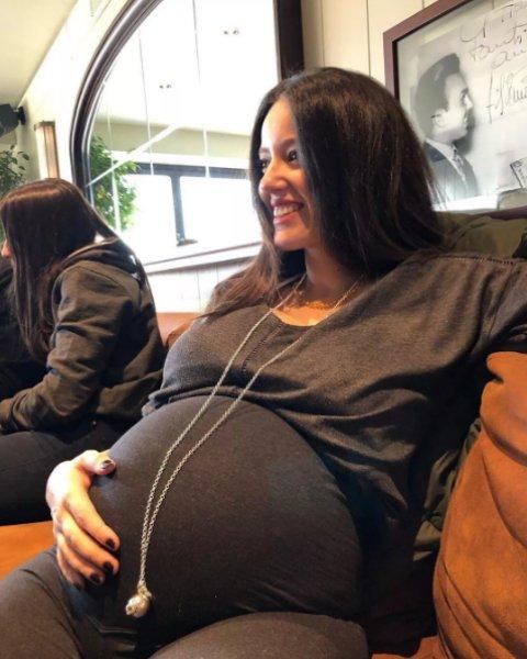 Geçmişten bugüne ünlülerin hamilelik pozları