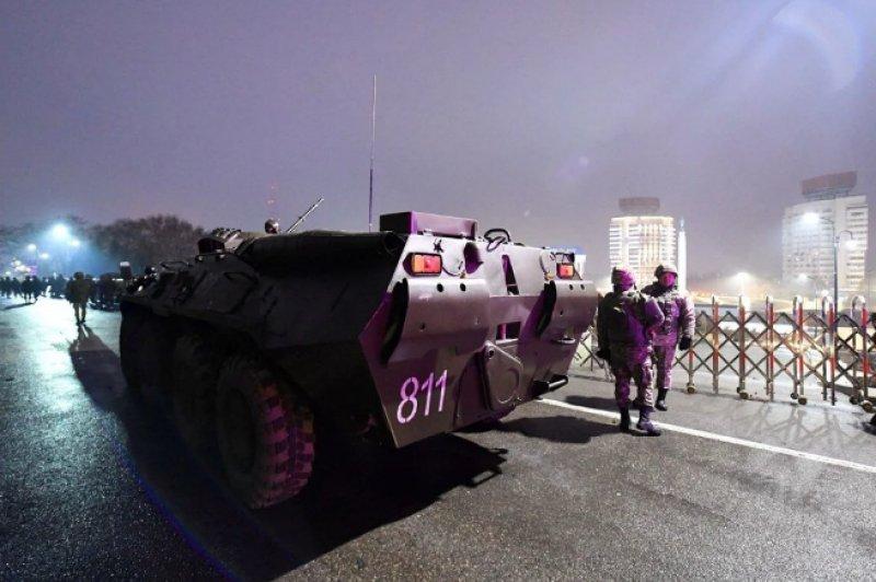 Kazakistan'da akaryakıt zammı protestolarından kareler