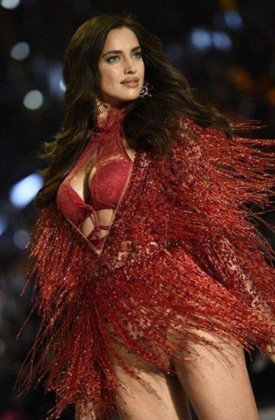 Yıllardır fit görünümüyle konuşulan Irina Shayk'ın kariyeri