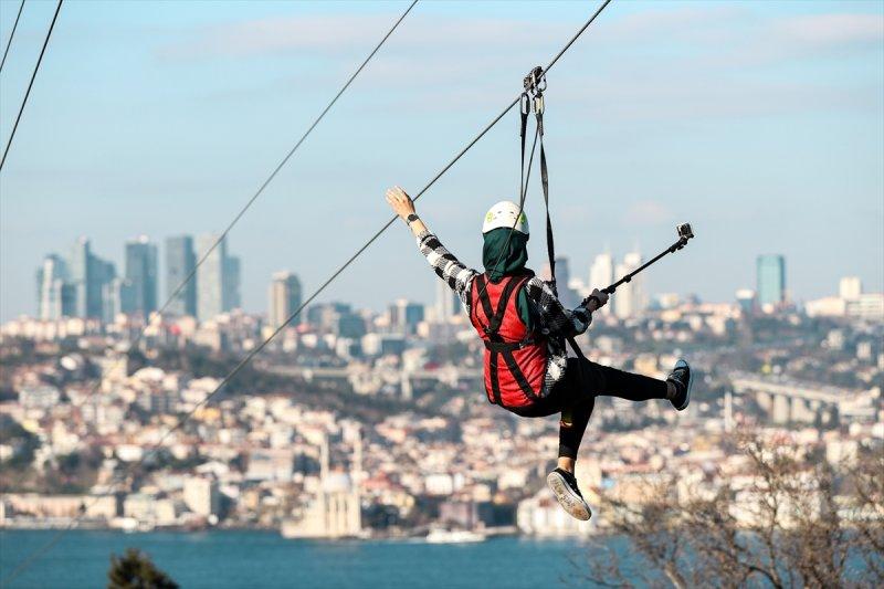 Macera severlerin yeni tutkusu: Boğaza karşı zipline