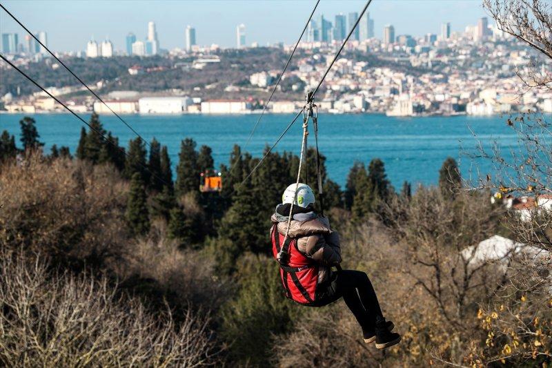 Macera severlerin yeni tutkusu: Boğaza karşı zipline