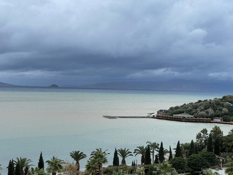 Muğla'da sağanak ve dolu, yaşamı olumsuz etkiledi