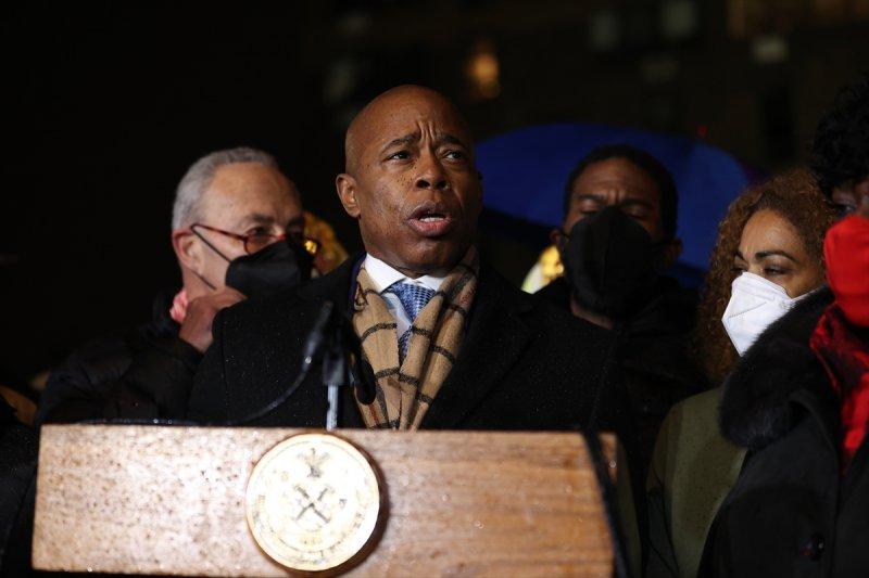 New York'ta yangın faciası: 9'u çocuk 19 kişi öldü