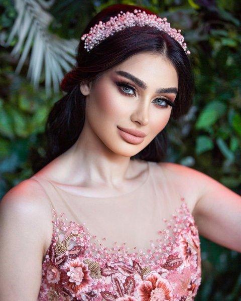 ABD tarafından vize verilmeyen Suriye güzelinin paylaşımları