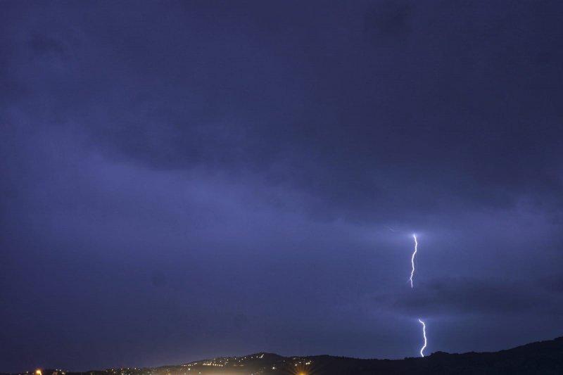 Muğla'da sağanak ve dolu, yaşamı olumsuz etkiledi