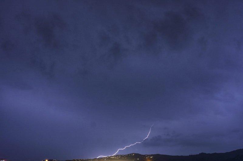 Muğla'da sağanak ve dolu, yaşamı olumsuz etkiledi