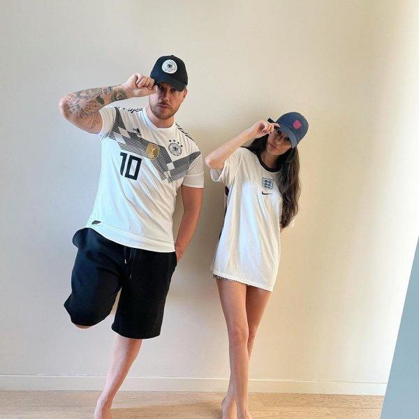 Sinan Akçıl ve Burcu Kıratlı'nın kareleri