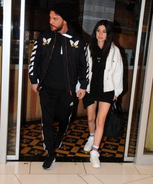 Sinan Akçıl ve Burcu Kıratlı'nın kareleri