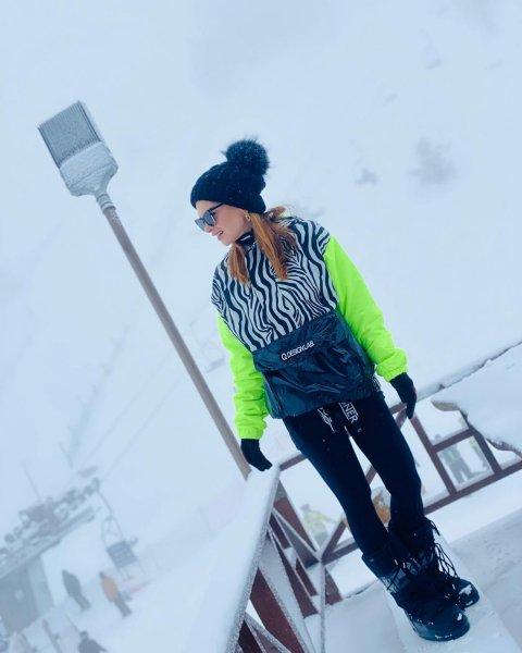 Ünlülerin kar tatili