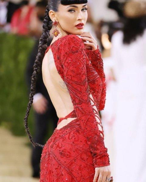 Aşk sarhoşu Megan Fox'un çok beğenilen fotoğrafları