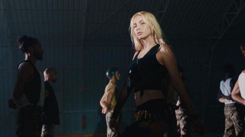 Ünlü isimlerin 14 Ocak tarihli Instagram paylaşımları