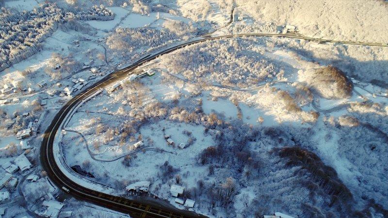 Bolu'da yağan kar görsel şölen oluşturdu