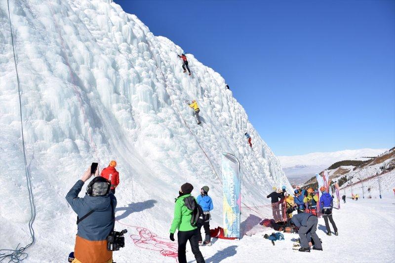 Palandöken'de buz tırmanışı festivali başladı