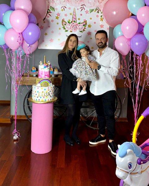 Ünlü isimlerin "ilk aşkı"