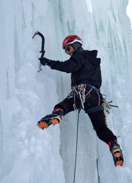 Palandöken'de buz tırmanışı festivali başladı