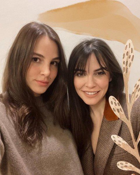 Özge Özpirinçci kızını paylaştı: Ünlülerin güncel  paylaşımları 