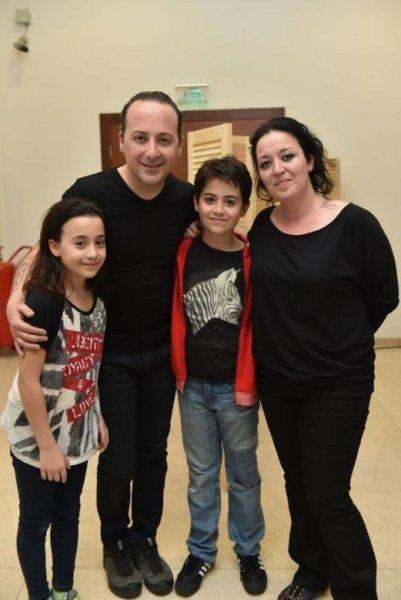 Ünlülerin gözlerden uzakta yaşadığı ilişkileri ve evlilikleri