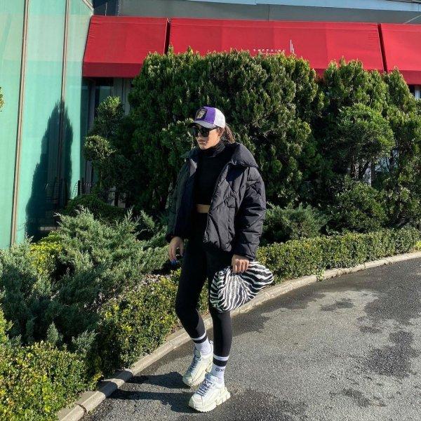 Ünlü isimlerin 16 Ocak tarihli Instagram paylaşımları